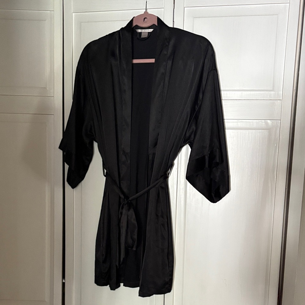 VS Short Black Satin Robe